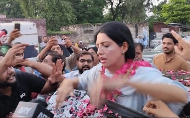 PTI’s Aliya Hamza released from Gujranwala Jail following LHC order